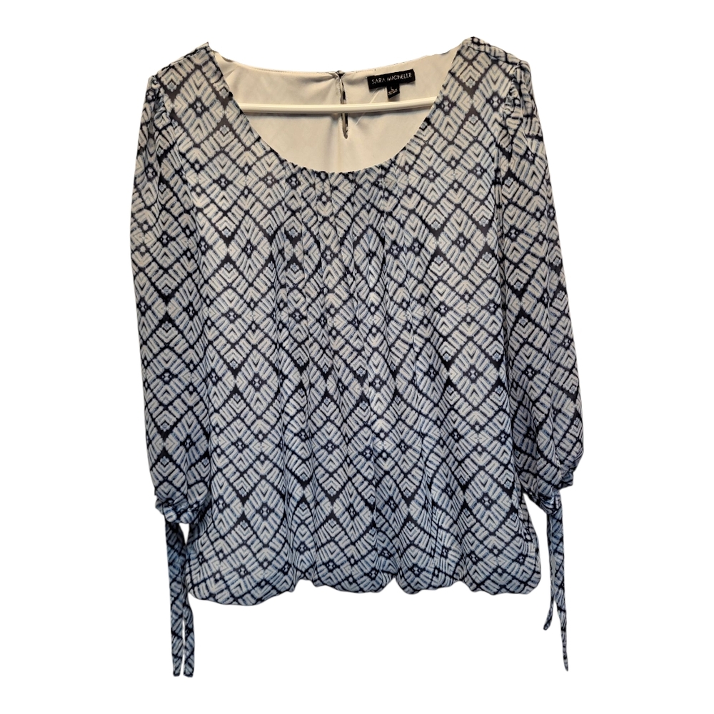 Sara Michelle White and Navy Blouse